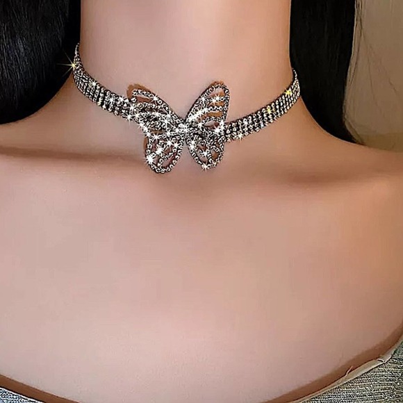 White Gold 18K GP Crystal Butterfly Choker Necklace - Picture 5 of 7